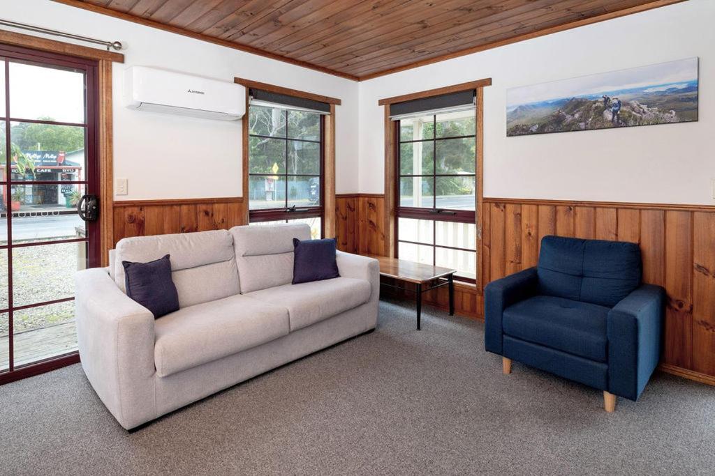 Big4 Strahan Holiday Retreat Екстериор снимка