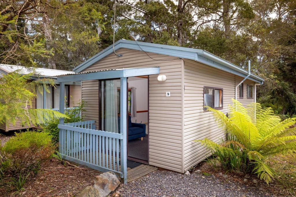 Big4 Strahan Holiday Retreat Екстериор снимка