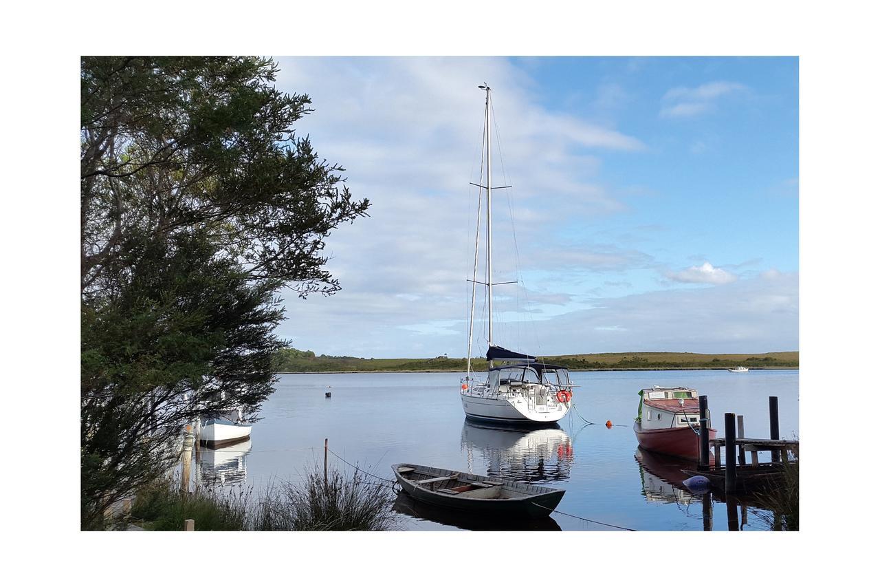Big4 Strahan Holiday Retreat Екстериор снимка