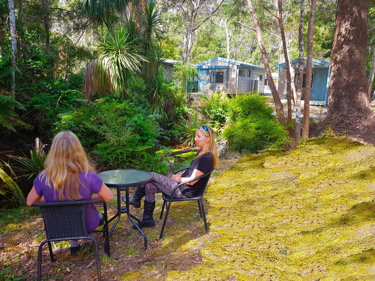 Big4 Strahan Holiday Retreat Екстериор снимка